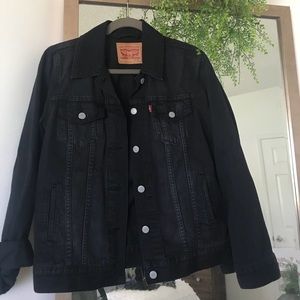 Levi’s Black Denim Jacket